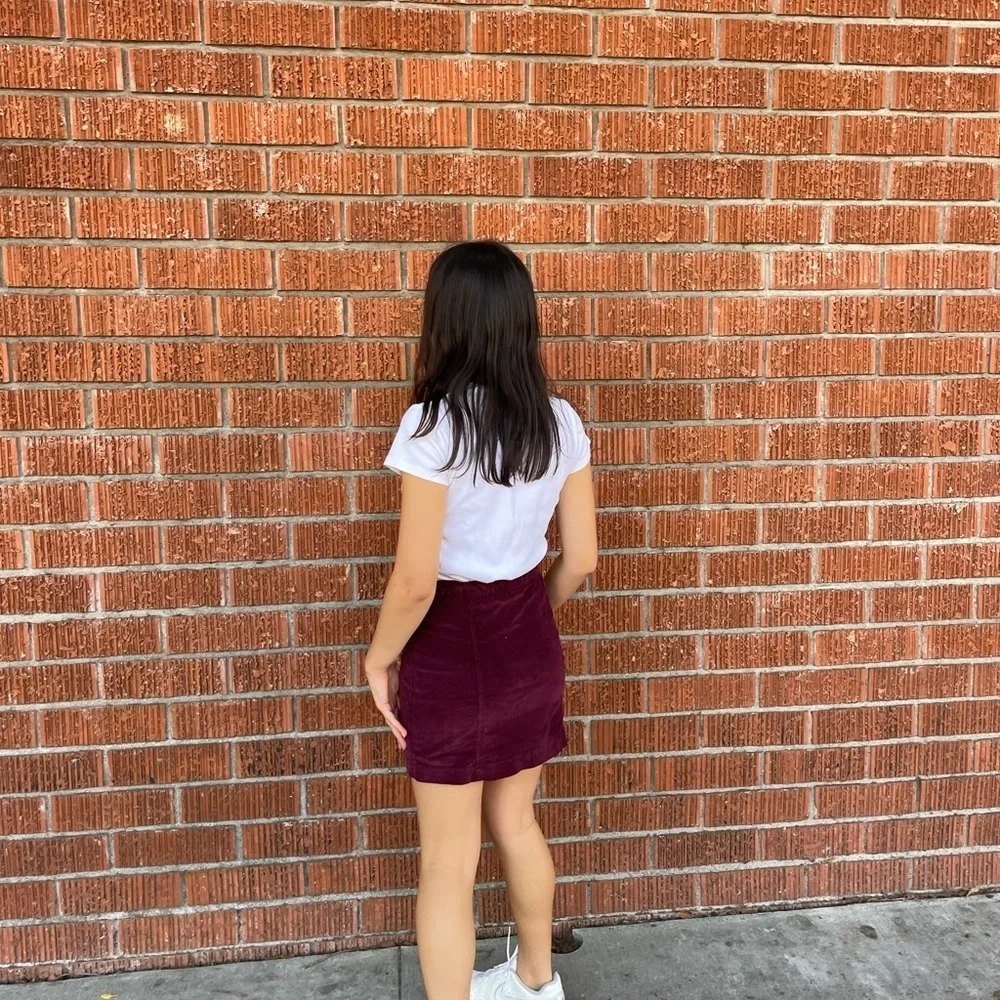 Brandy Melville mini skirt